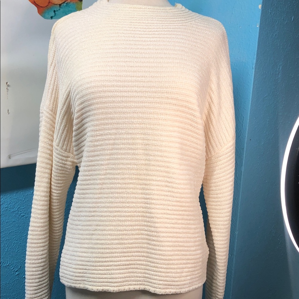 Forever 21 Cream Ribbed Sweater